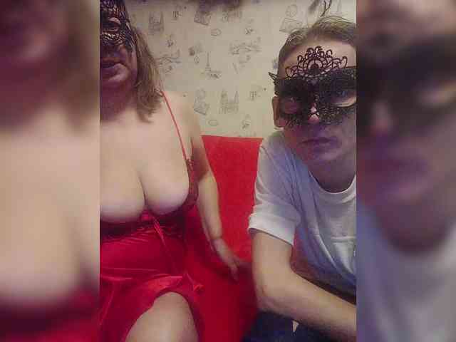 FamilySexx69 webcam