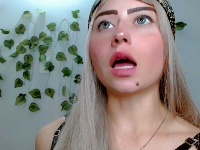 Sabrinaolsons's BongaCams show and profile