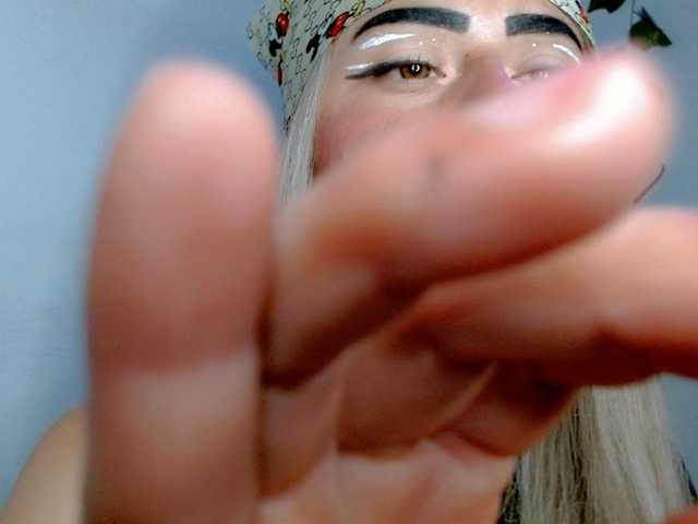 Sabrinaolsons's BongaCams show and profile