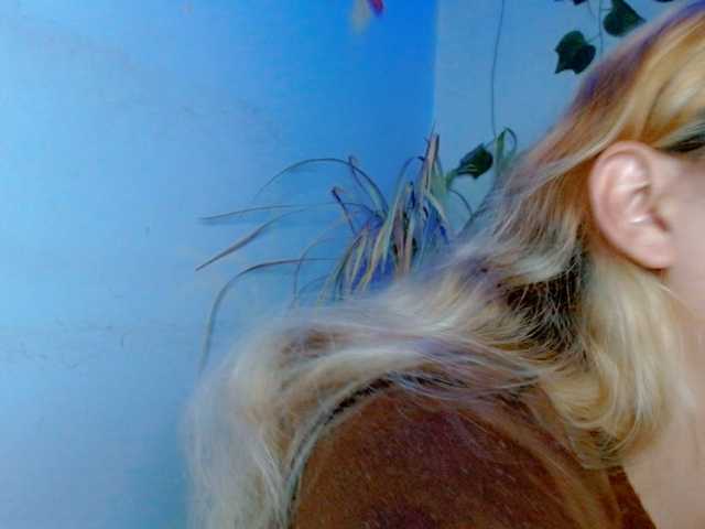 Sabrinaolsons's BongaCams show and profile