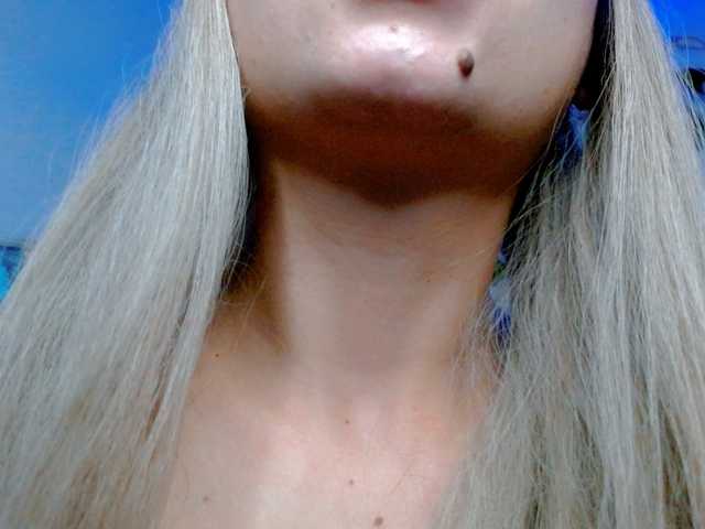 Sabrinaolsons's BongaCams show and profile