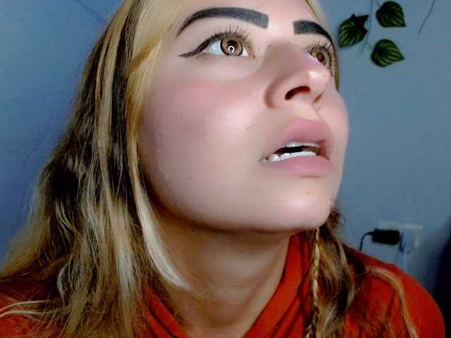 Sabrinaolsons's BongaCams show and profile