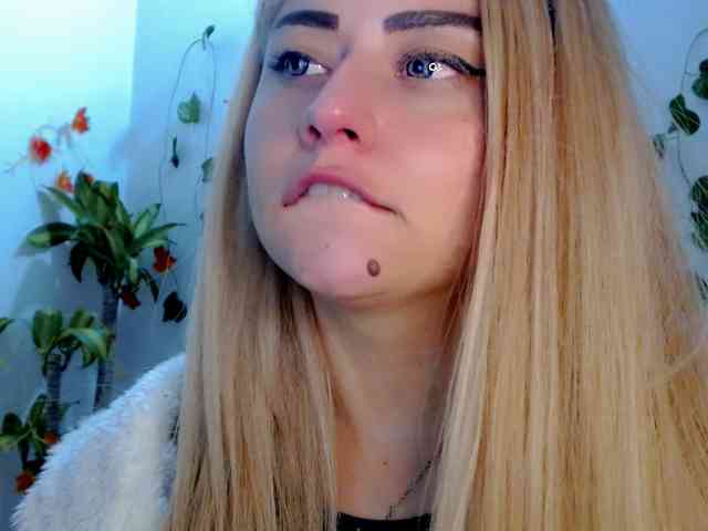 Sabrinaolsons webcam