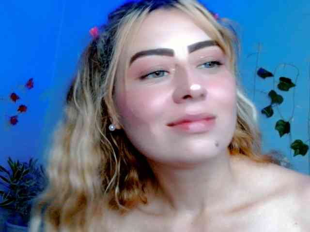 Sabrinaolsons webcam