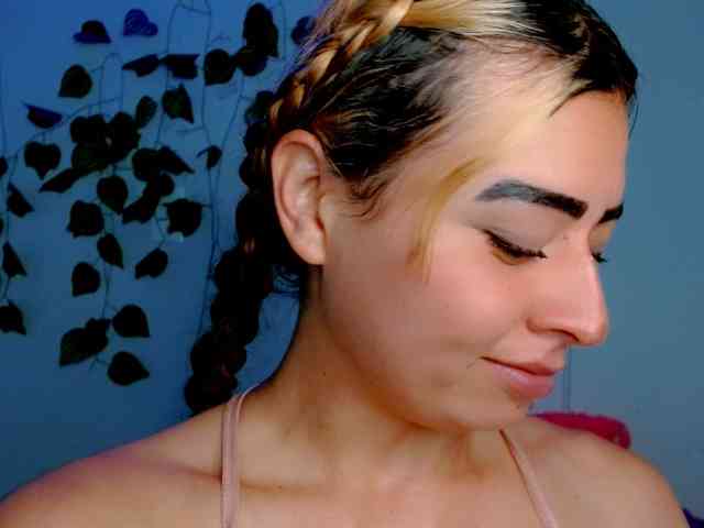 Sabrinaolsons webcam