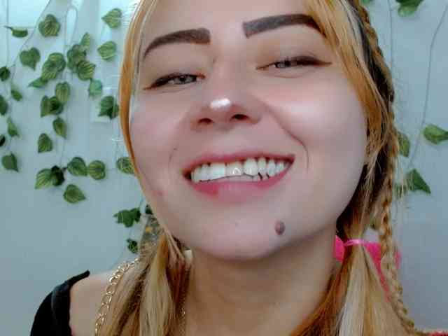 Sabrinaolsons webcam