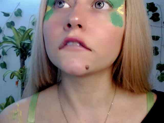 Sabrinaolsons webcam