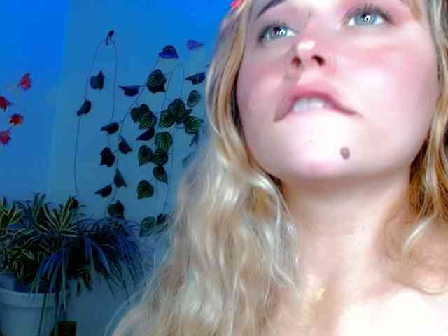 Sabrinaolsons webcam