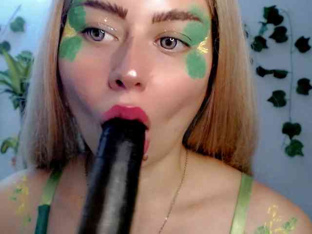 Sabrinaolsons webcam