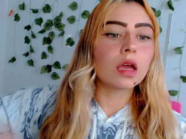 Sabrinaolsons webcam