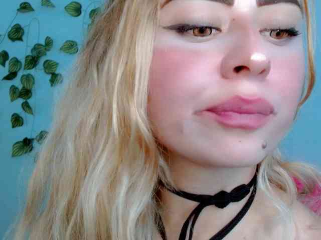 Sabrinaolsons webcam