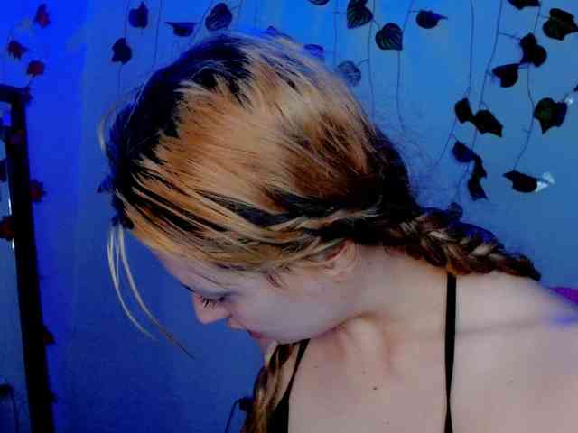 Sabrinaolsons webcam