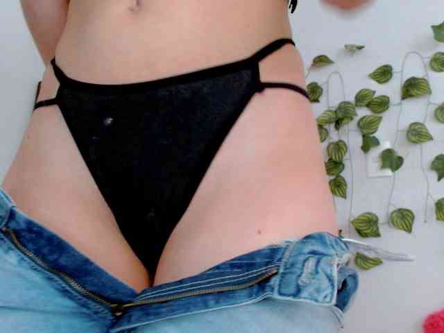 Sabrinaolsons webcam