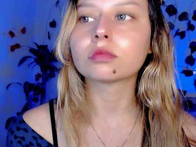 Sabrinaolsons webcam