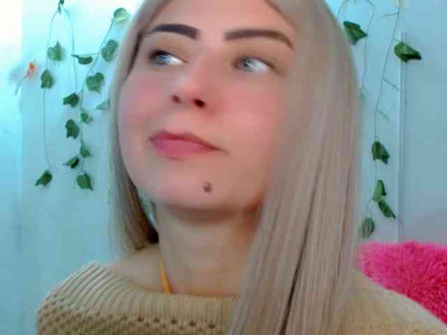 Sabrinaolsons webcam