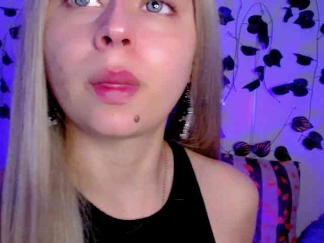 Sabrinaolsons webcam