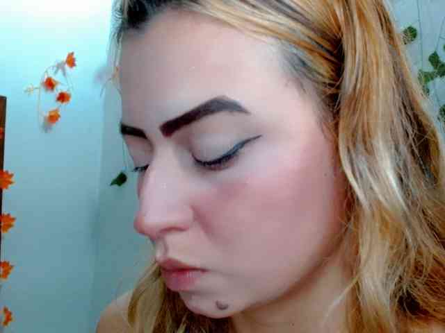 Sabrinaolsons webcam