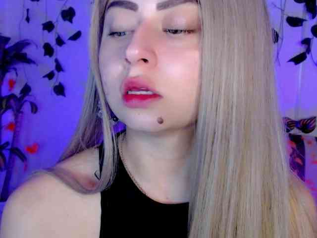 Sabrinaolsons webcam