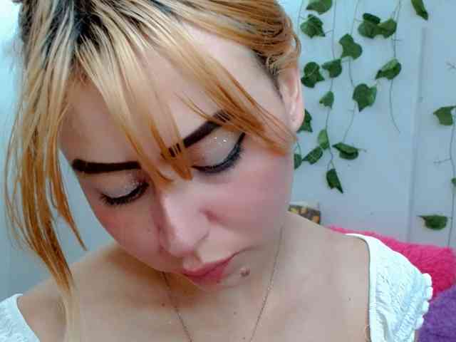 Sabrinaolsons webcam