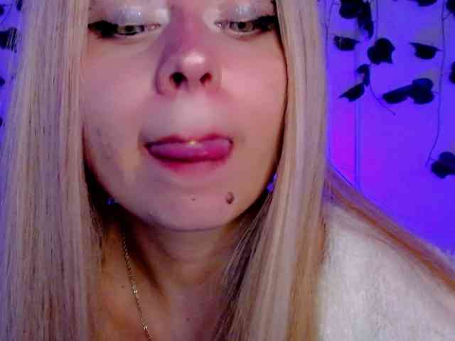 Sabrinaolsons webcam