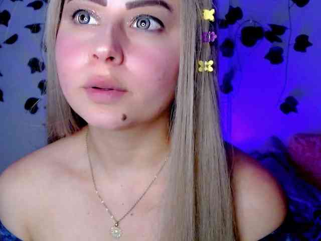 Sabrinaolsons webcam