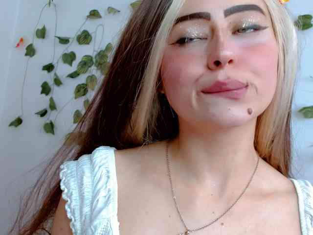 Sabrinaolsons webcam