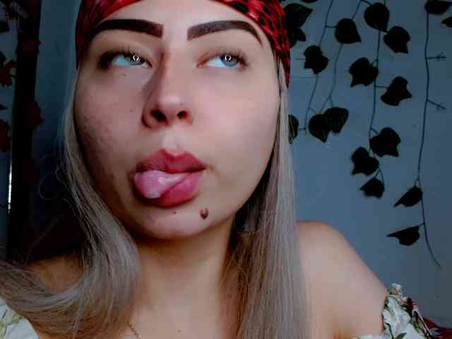 Sabrinaolsons webcam