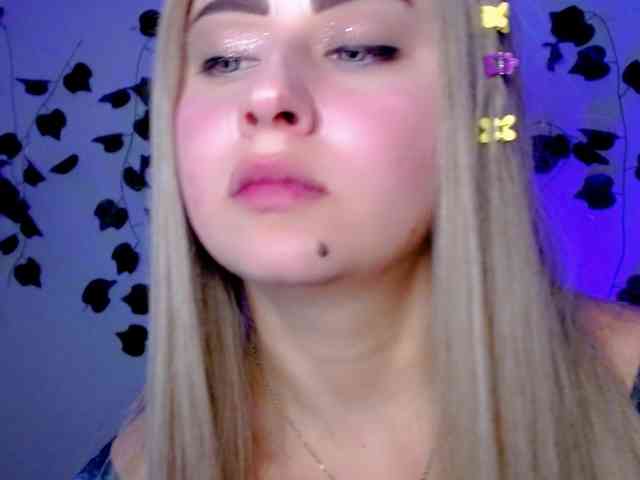 Sabrinaolsons webcam