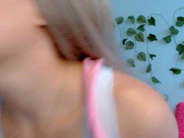 Sabrinaolsons webcam