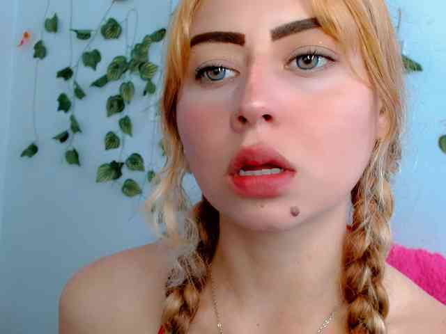 Sabrinaolsons webcam