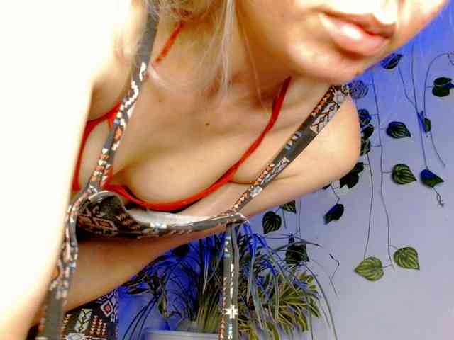 Sabrinaolsons webcam