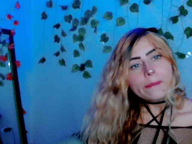 Sabrinaolsons webcam