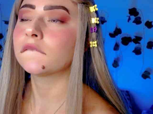 Sabrinaolsons webcam