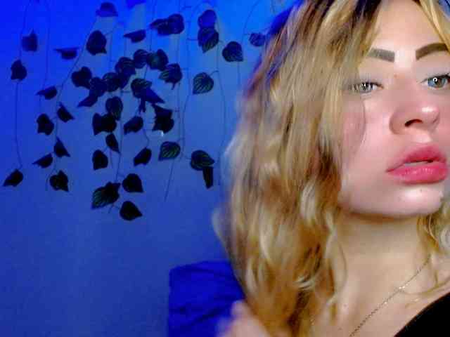 Sabrinaolsons webcam