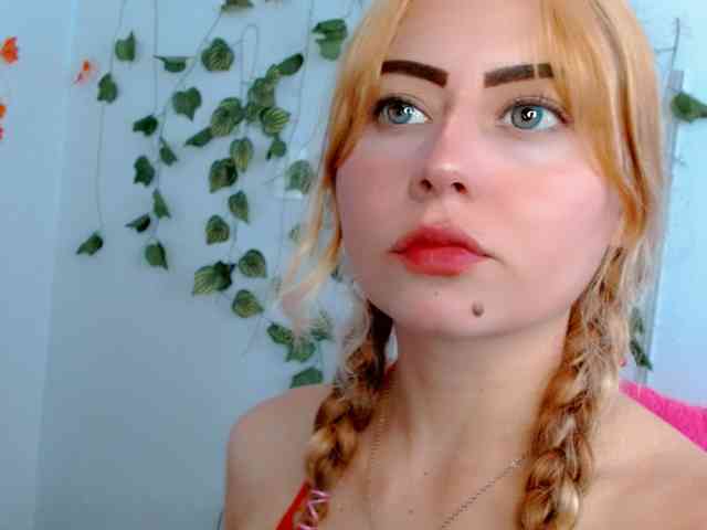 Sabrinaolsons webcam