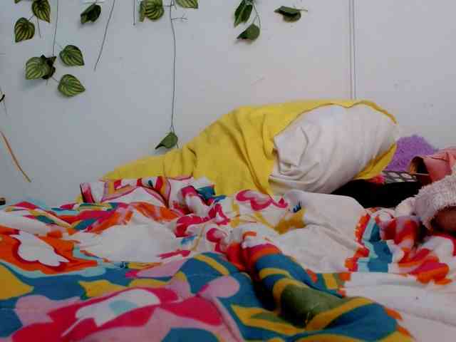 Sabrinaolsons webcam