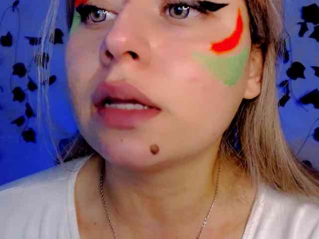 Sabrinaolsons webcam