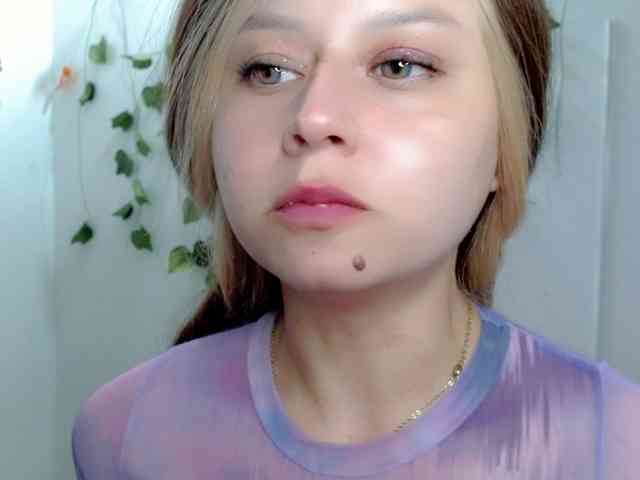 Sabrinaolsons webcam