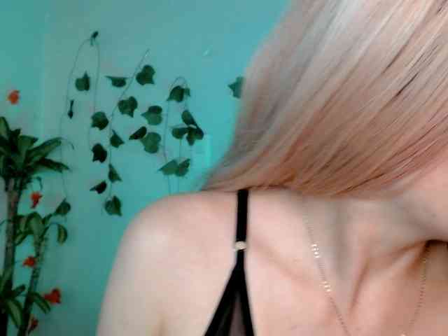 Sabrinaolsons webcam