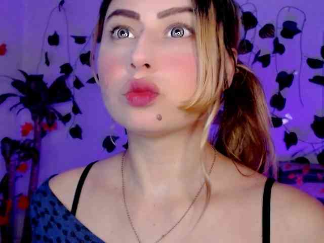 Sabrinaolsons webcam