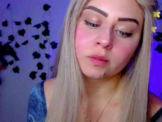 Sabrinaolsons webcam