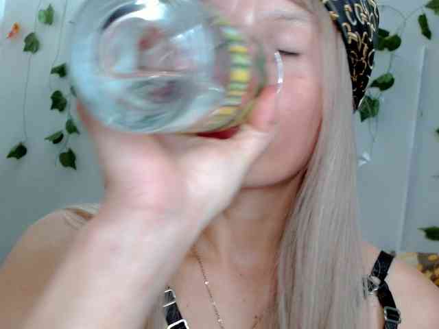 Sabrinaolsons webcam