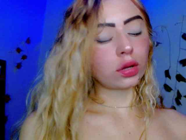 Sabrinaolsons webcam