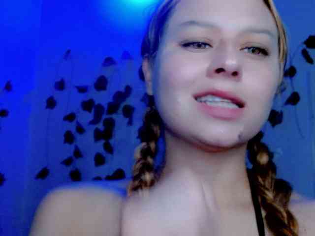 Sabrinaolsons webcam