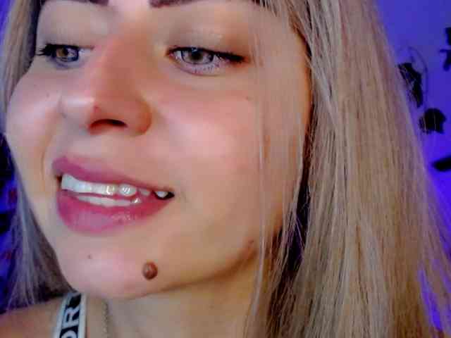 Sabrinaolsons webcam