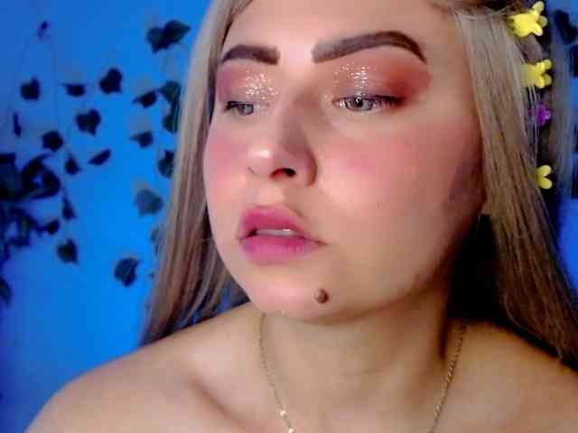 Sabrinaolsons webcam