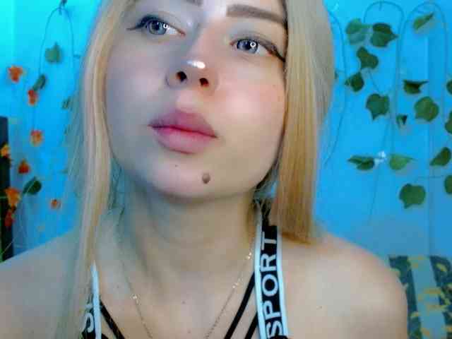 Sabrinaolsons webcam