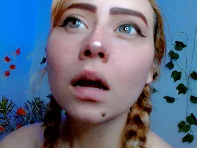 Sabrinaolsons webcam