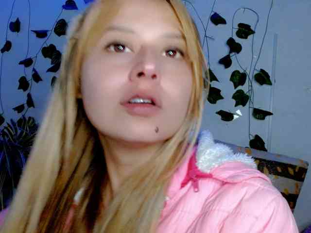 Sabrinaolsons webcam