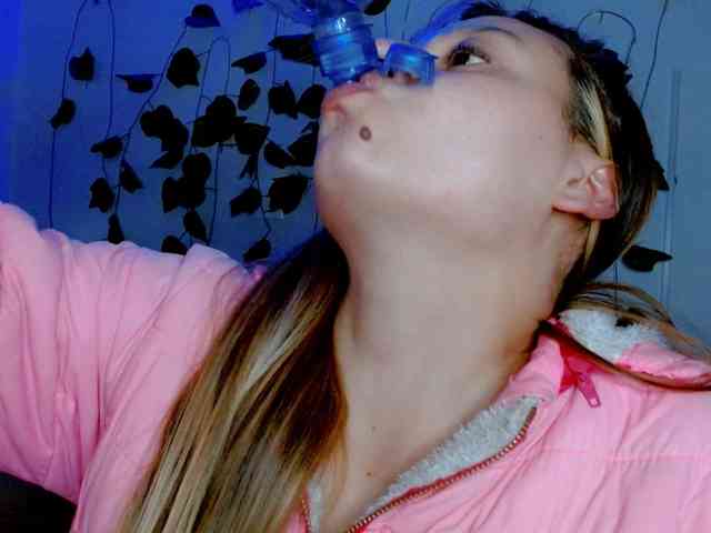 Sabrinaolsons webcam